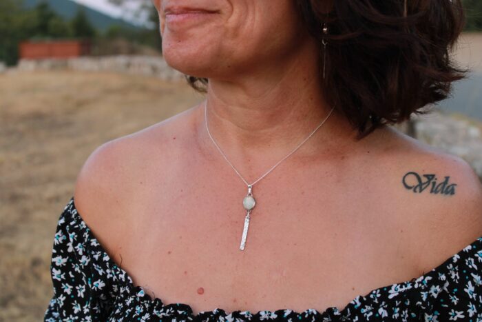 Colgante "Therasia" Piedra luna facetada - Imagen 2