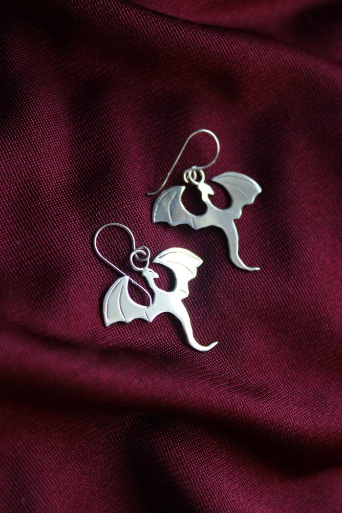 Dragón Kael pendientes